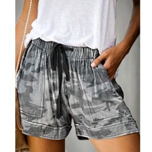 Washed camp shorts